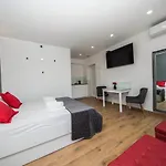 Luxury * Split